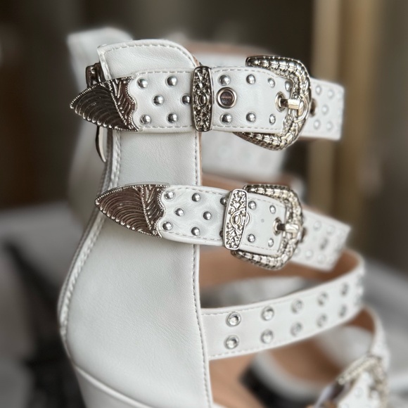 White leather western Studded Women's Sandals heels strappy sexy shoes - Picture 9 of 10